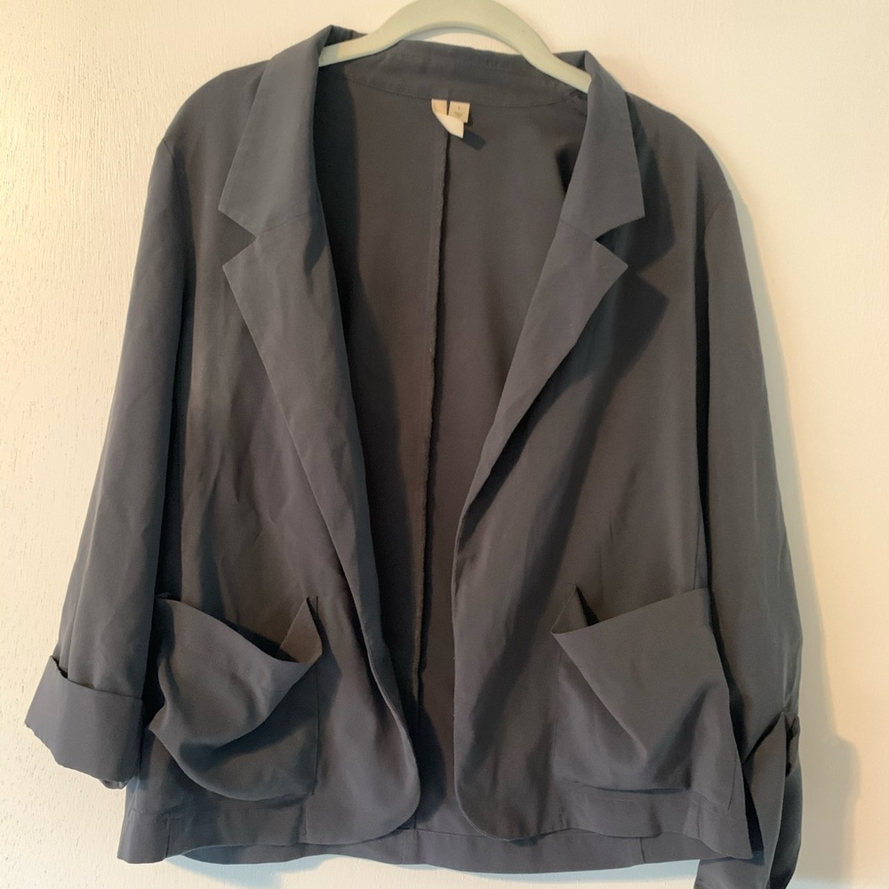 Grey lightweight blazer